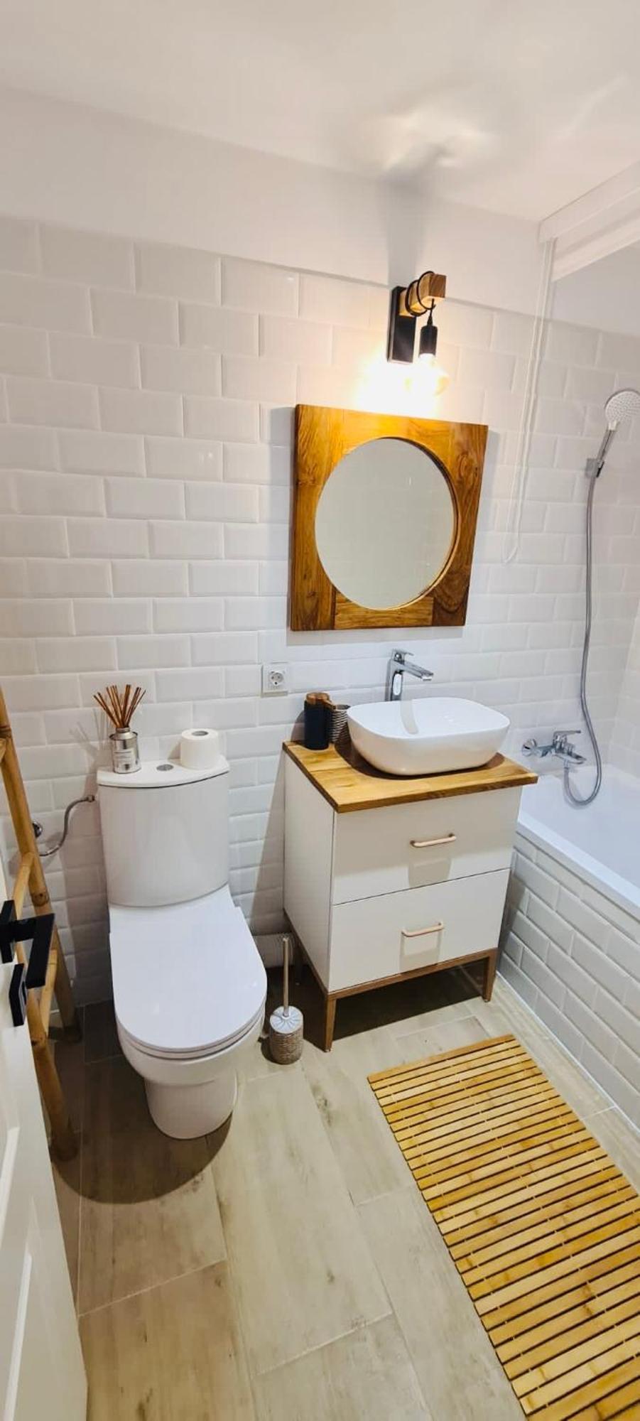 Warm And Cozy Studio Flat Near Straja Uricani  المظهر الخارجي الصورة